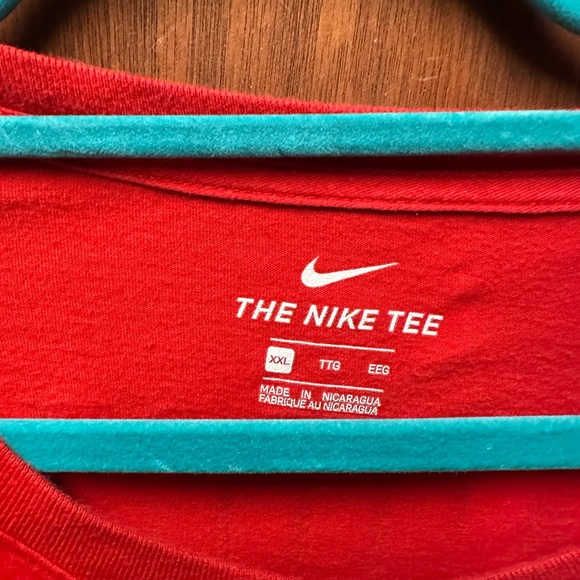 Nike Red Tee - Picture 3 of 3